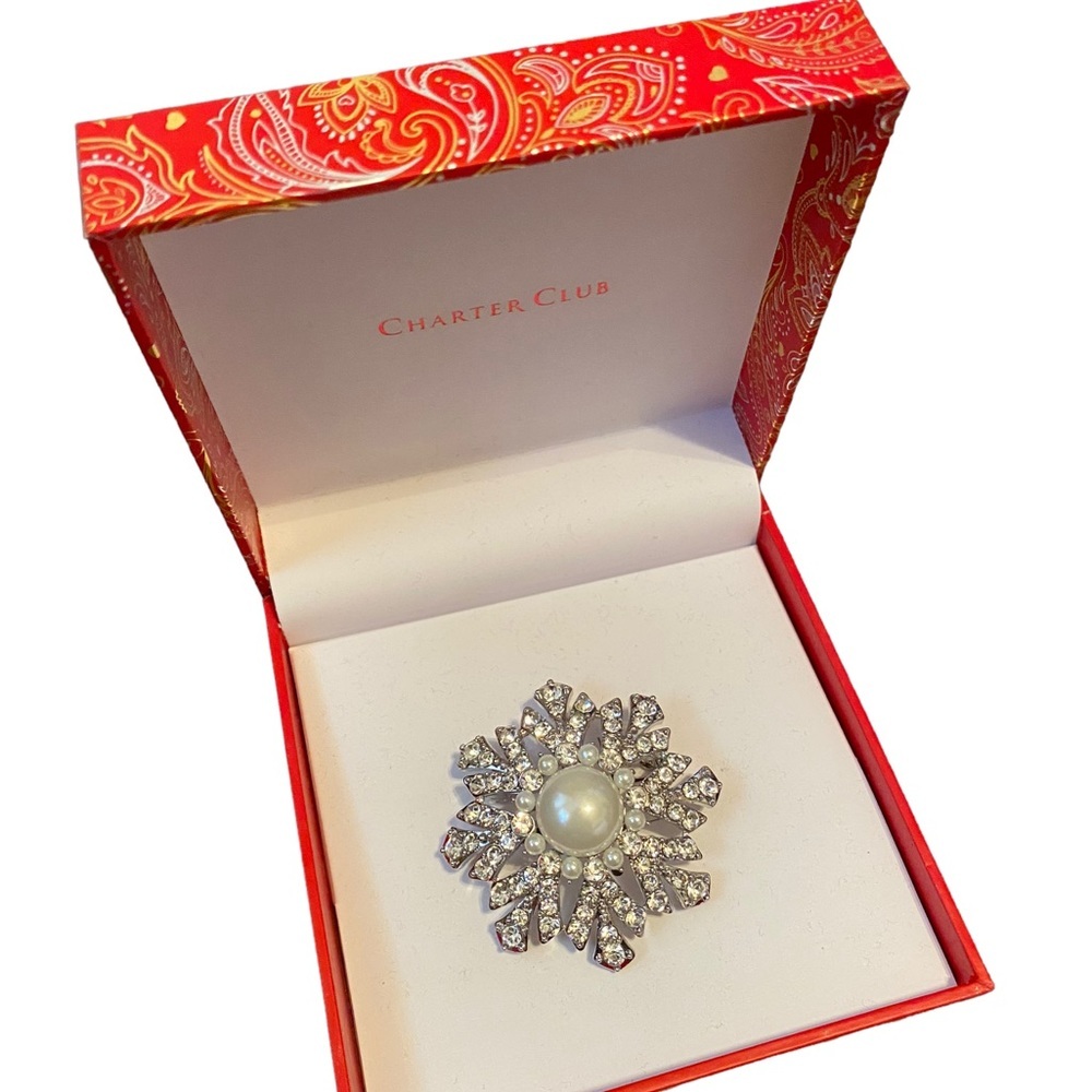 {Charter Club} Snowflake Rhinestone Brooch - Picture 3 of 6